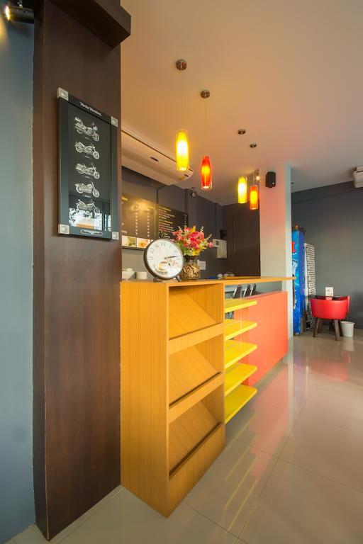 The Corner Hotel (Adults Only) Chiang Rai Exteriör bild